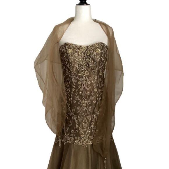 MON CHERI STRAPLESS TRUMPET PROM/ EVENING GOWN/ WEDDING DRESS SIZE 6‎ - Picture 2 of 15